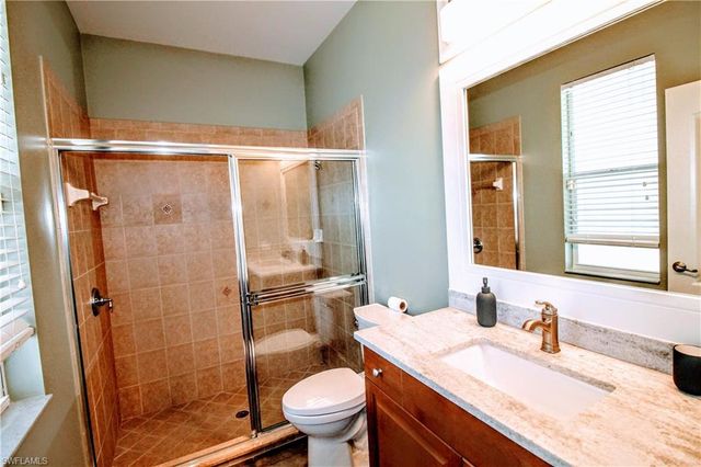 3328 SE 17th PL, Cape Coral, FL 33904