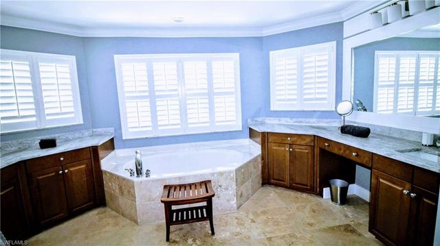 3328 SE 17th PL, Cape Coral, FL 33904