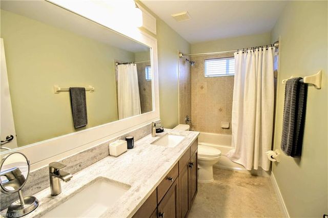3328 SE 17th PL, Cape Coral, FL 33904