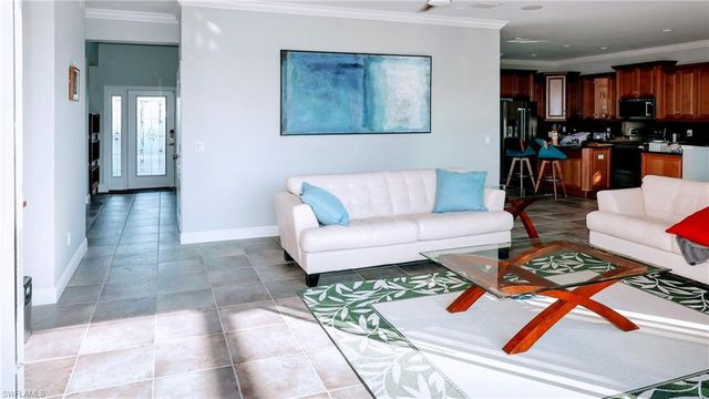 3328 SE 17th PL, Cape Coral, FL 33904