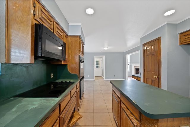 5 Creekcrest Court, Allen, TX 75002