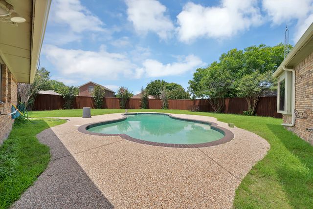5 Creekcrest Court, Allen, TX 75002