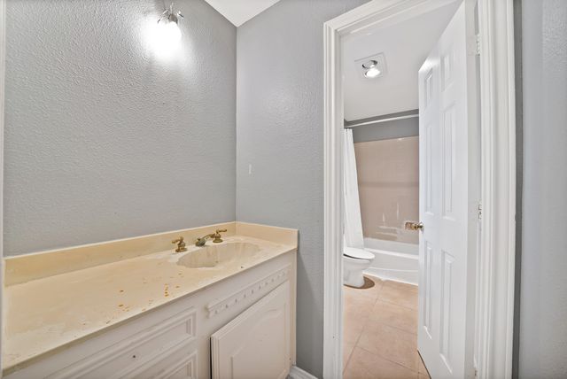 5 Creekcrest Court, Allen, TX 75002