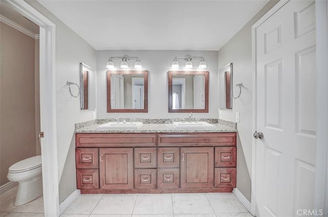 7 Plymouth, Irvine, CA 92620