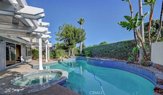 7 Plymouth, Irvine, CA 92620