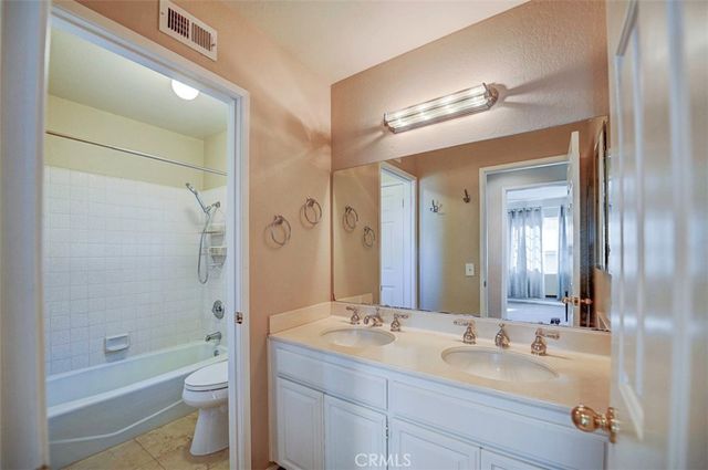 7 Plymouth, Irvine, CA 92620
