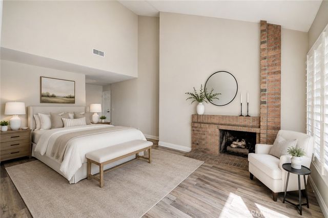 7 Plymouth, Irvine, CA 92620