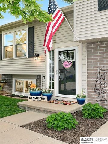 7418 S 176th Street, Omaha, NE 68136