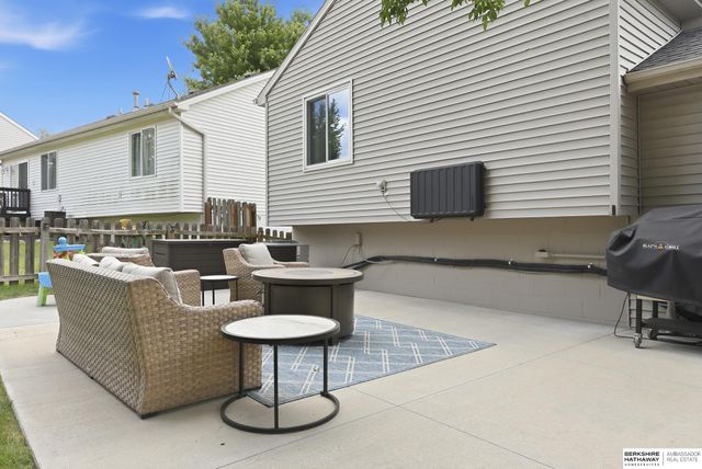 7418 S 176th Street, Omaha, NE 68136