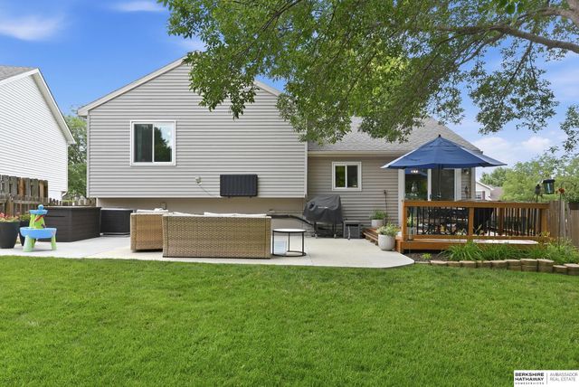 7418 S 176th Street, Omaha, NE 68136