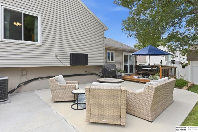 7418 S 176th Street, Omaha, NE 68136