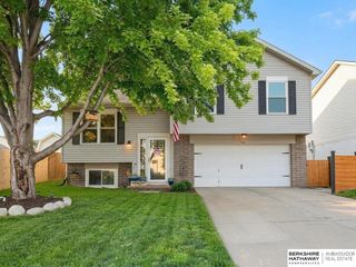 7418 S 176th Street, Omaha, NE 68136