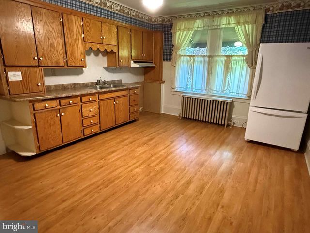 205 PARK AVE, Ephrata, PA 17522