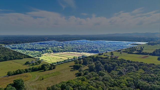 790 Squire Hall Rd, Bell Buckle, TN 37020