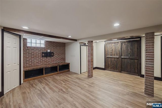 113 Seminole Avenue, Oakland, NJ 07436