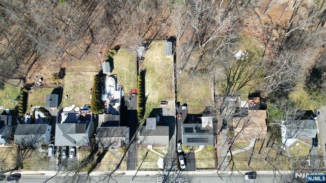 113 Seminole Avenue, Oakland, NJ 07436