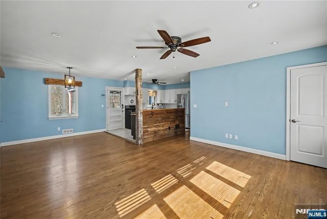 113 Seminole Avenue, Oakland, NJ 07436