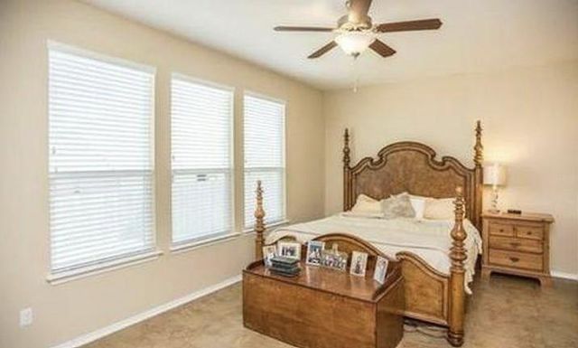 236 Matthews ST, Kyle, TX 78640