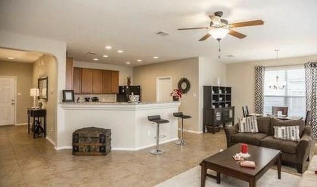 236 Matthews ST, Kyle, TX 78640