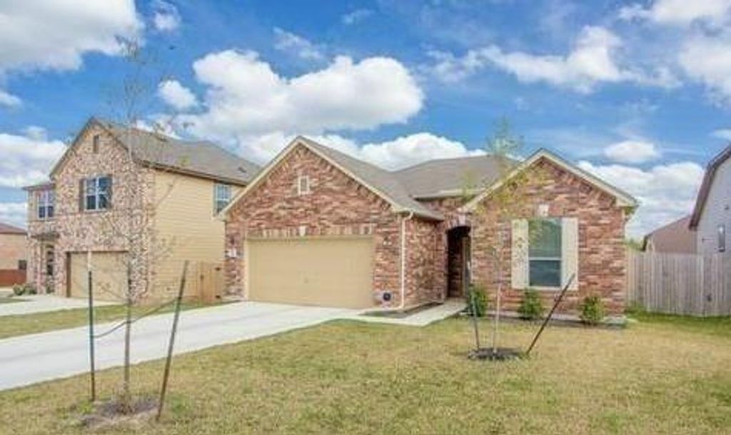 236 Matthews ST, Kyle, TX 78640