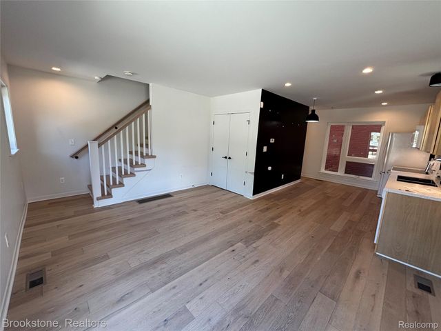 112 Mount Vernon Street 6, Detroit, MI 48202
