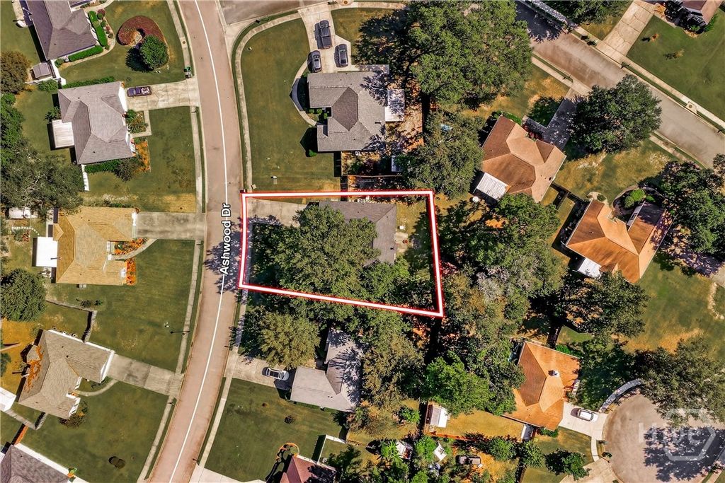 Image 31 of property listing at 111 Ashwood Drive, Pooler, GA 31322