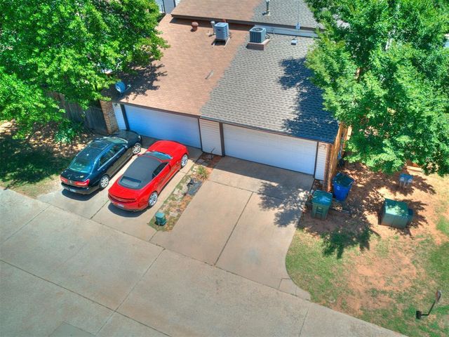 405 E Timberwind Road, Edmond, OK 73034