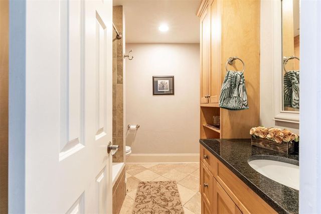 405 E Timberwind Road, Edmond, OK 73034