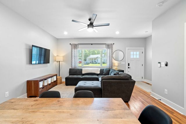 116A Broadway, Old Hickory, TN 37138