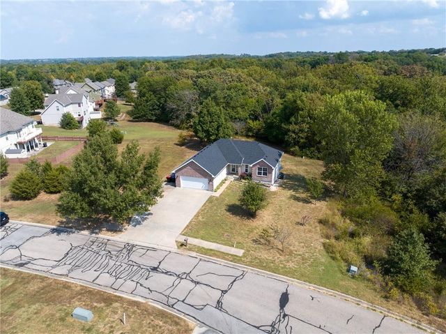 1209 Cypress Court, Warrensburg, MO 64093