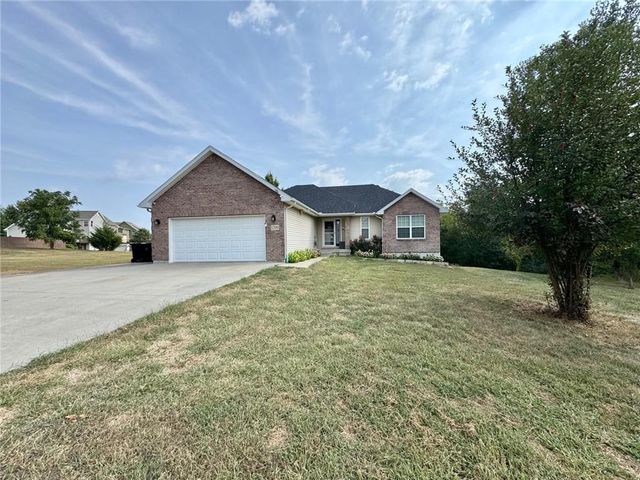 1209 Cypress Court, Warrensburg, MO 64093