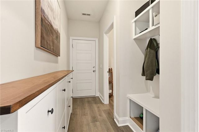 1720 Eastover Drive, Kernersville, NC 27284