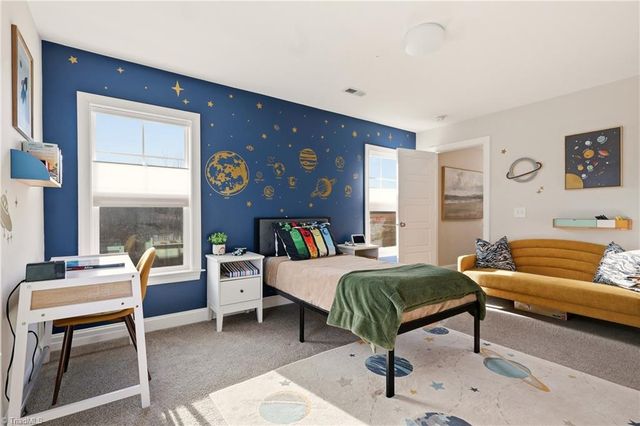 1720 Eastover Drive, Kernersville, NC 27284