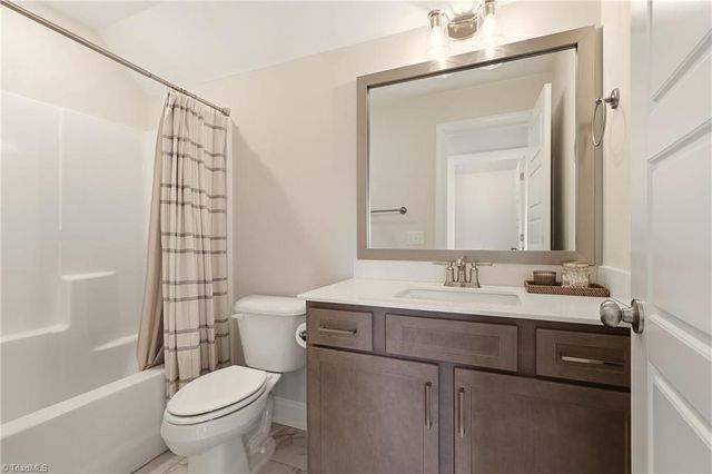 1720 Eastover Drive, Kernersville, NC 27284