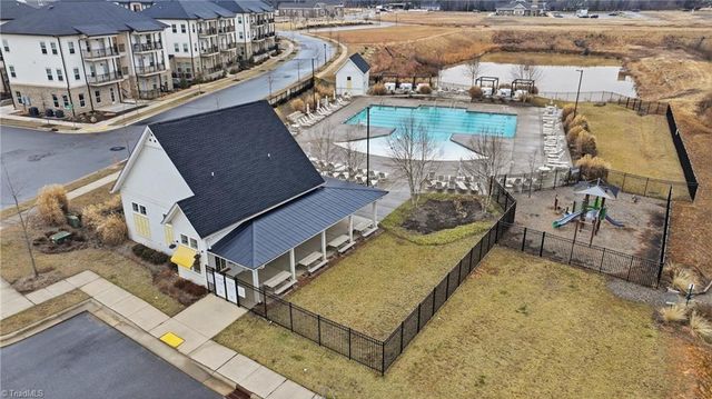 1720 Eastover Drive, Kernersville, NC 27284