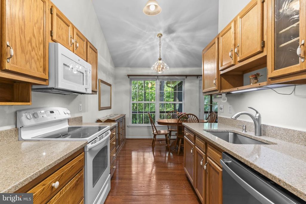 Image 13 of property listing at 15440 SORREL RIDGE LN, Waldorf, MD 20601