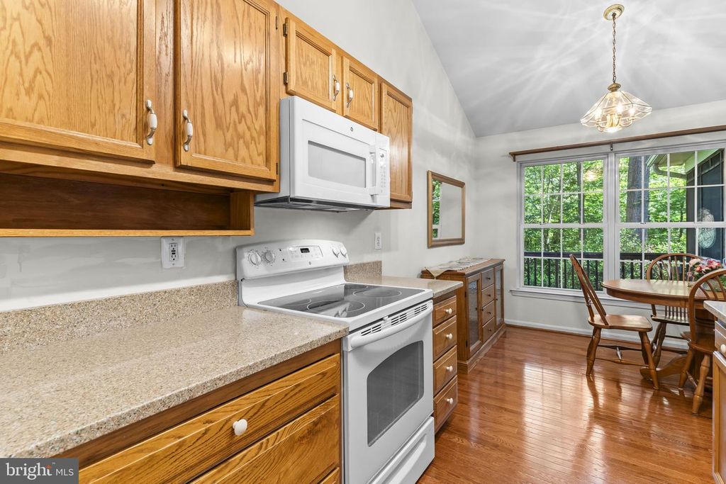 Image 15 of property listing at 15440 SORREL RIDGE LN, Waldorf, MD 20601