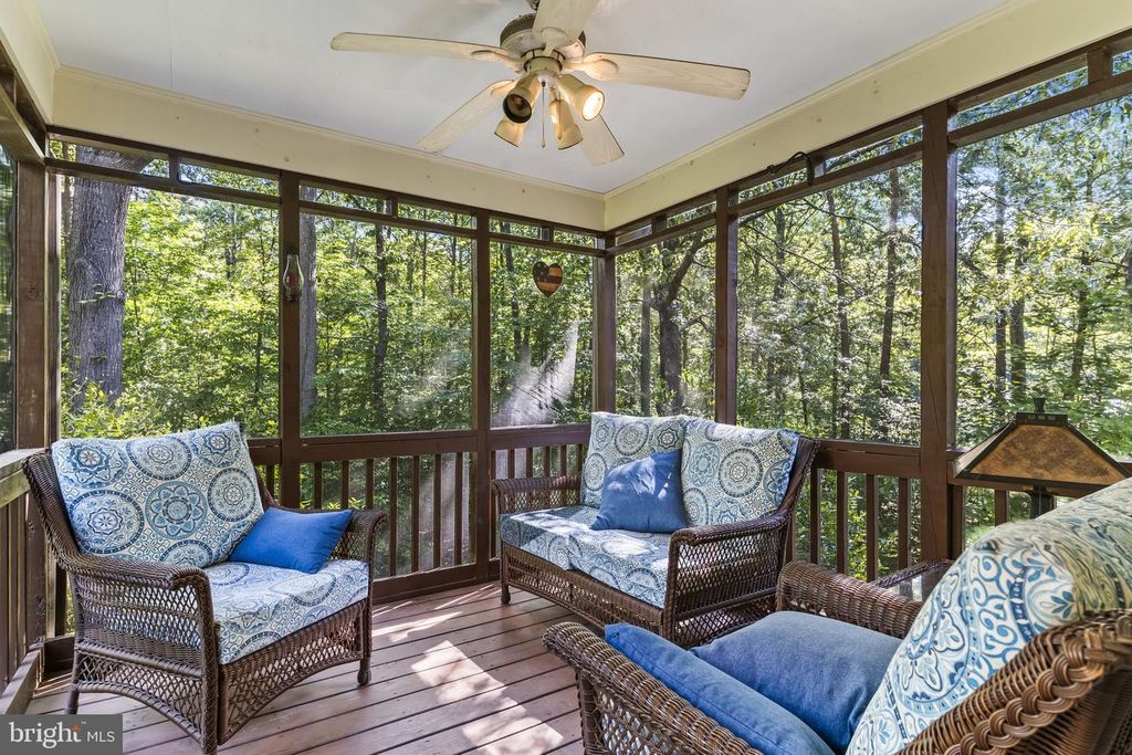 Image 30 of property listing at 15440 SORREL RIDGE LN, Waldorf, MD 20601