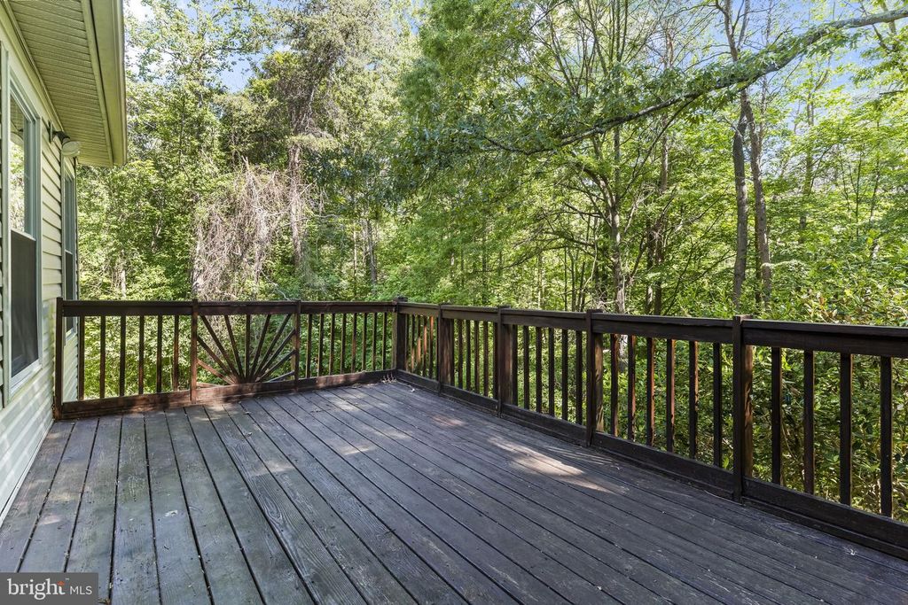 Image 31 of property listing at 15440 SORREL RIDGE LN, Waldorf, MD 20601