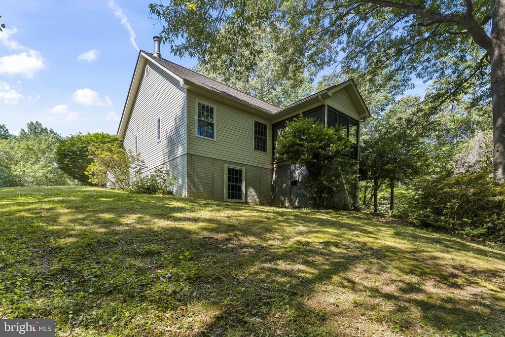 Image 43 of property listing at 15440 SORREL RIDGE LN, Waldorf, MD 20601