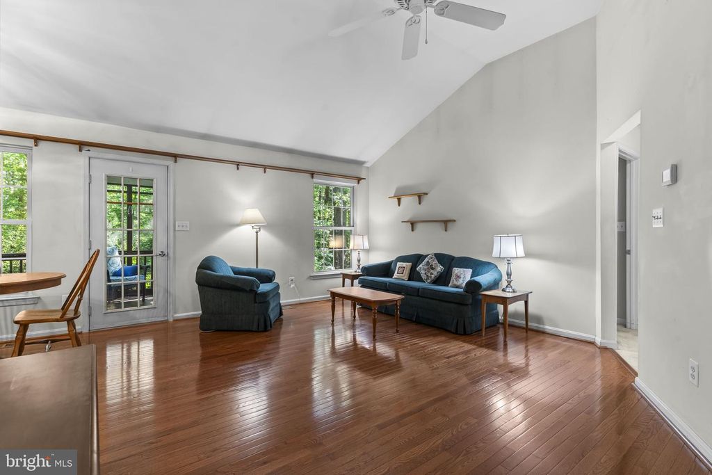 Image 8 of property listing at 15440 SORREL RIDGE LN, Waldorf, MD 20601