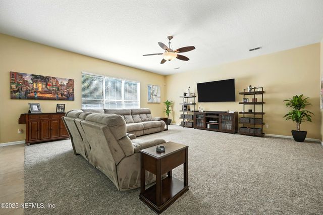 517 ROSERUSH Lane, Jacksonville, FL 32225