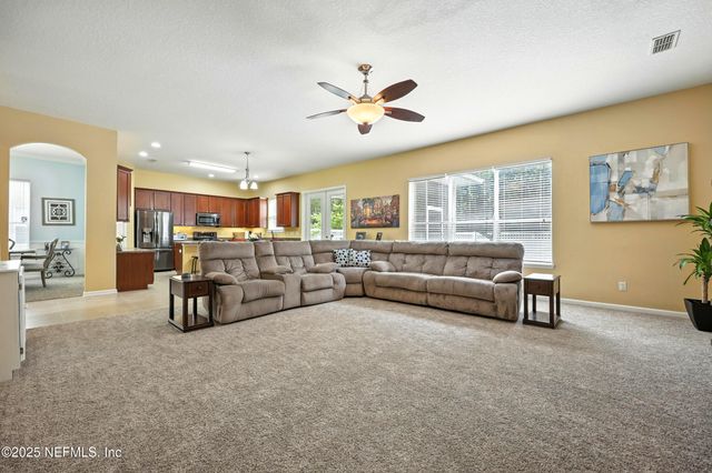 517 ROSERUSH Lane, Jacksonville, FL 32225