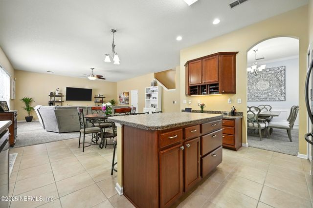 517 ROSERUSH Lane, Jacksonville, FL 32225