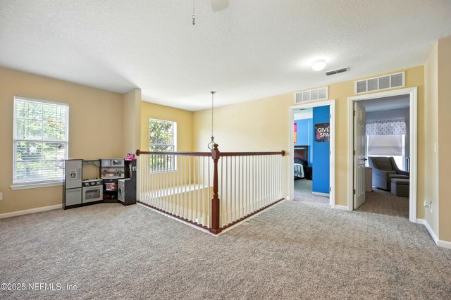 517 ROSERUSH Lane, Jacksonville, FL 32225