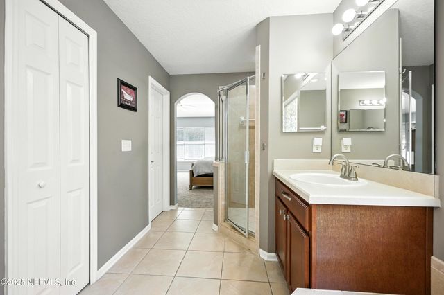 517 ROSERUSH Lane, Jacksonville, FL 32225