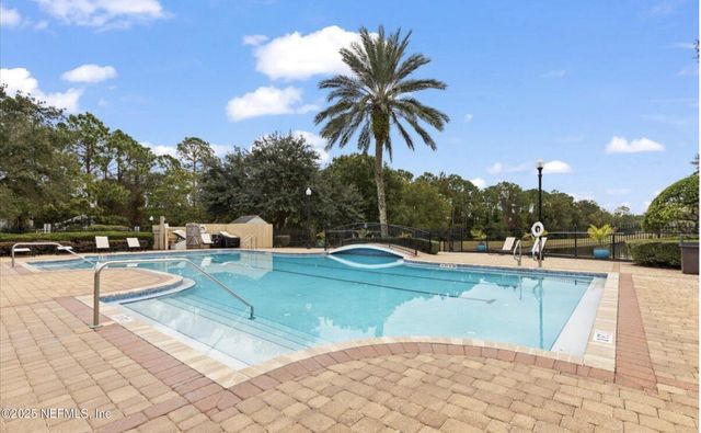 517 ROSERUSH Lane, Jacksonville, FL 32225