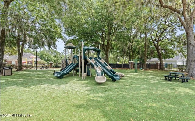 517 ROSERUSH Lane, Jacksonville, FL 32225