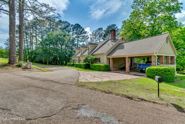 7 Woodlawn Drive, Yazoo City, MS 39194