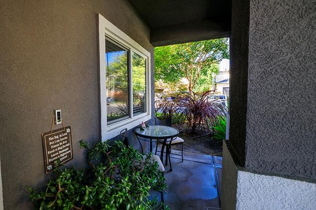 2365 Triumph Ct, Turlock, CA 95380